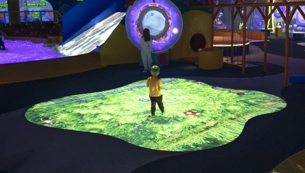 Інтерактивна підлога Intersens