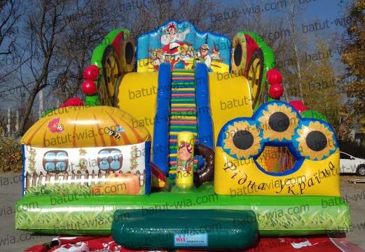 Надувна гірка Країна