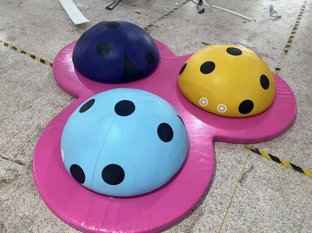 Ігровий модуль «Ladybug Steps» для дитячих ігрових зон