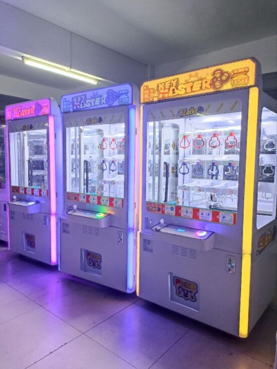 Призовий автомат Key Master на 15 лунок — фото 4