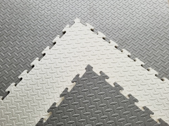 Мати EVA 20 мм біло-сірий 80 кг/м3 — фото 1