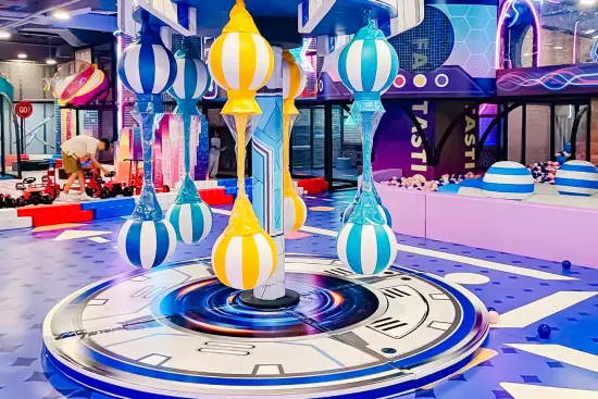 Дитяча карусель “Balloon Swing” для indoor playground — фото 2